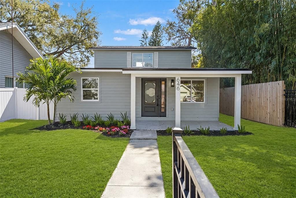 646 36th Ave N Saint Petersburg, FL 33704 - Thumbnail 2