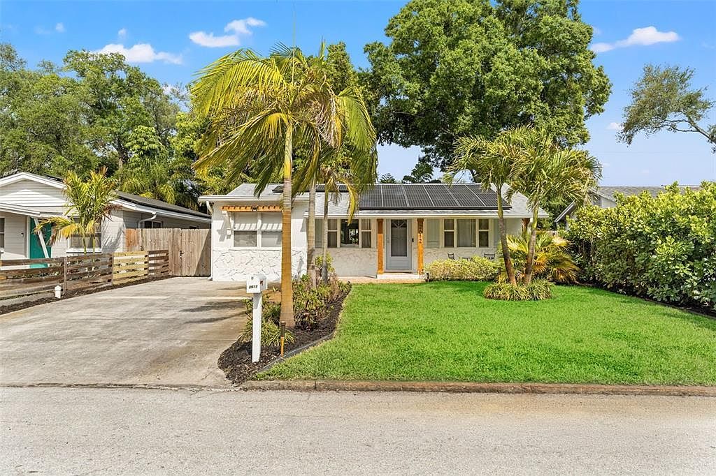 2612 46th St S Gulfport, FL 33711  | Single Family