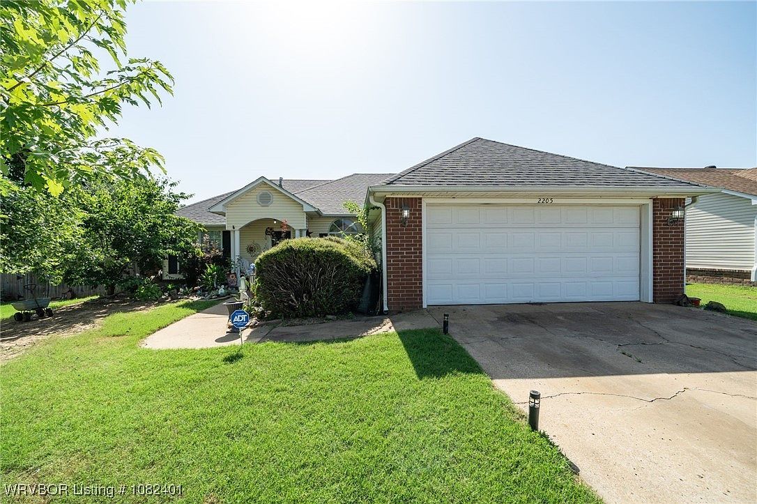 2205 Quartz Cir Van Buren, AR 72956 - Thumbnail 2