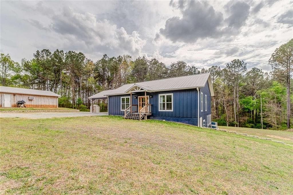 221 David Price Rd Cedartown, GA 30125  | Single Family