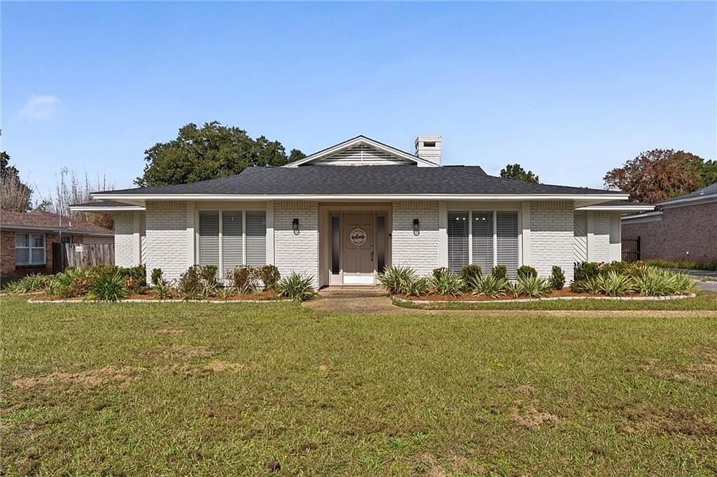 6608 Chimney Top Dr N Mobile, AL 36695 - Thumbnail 2