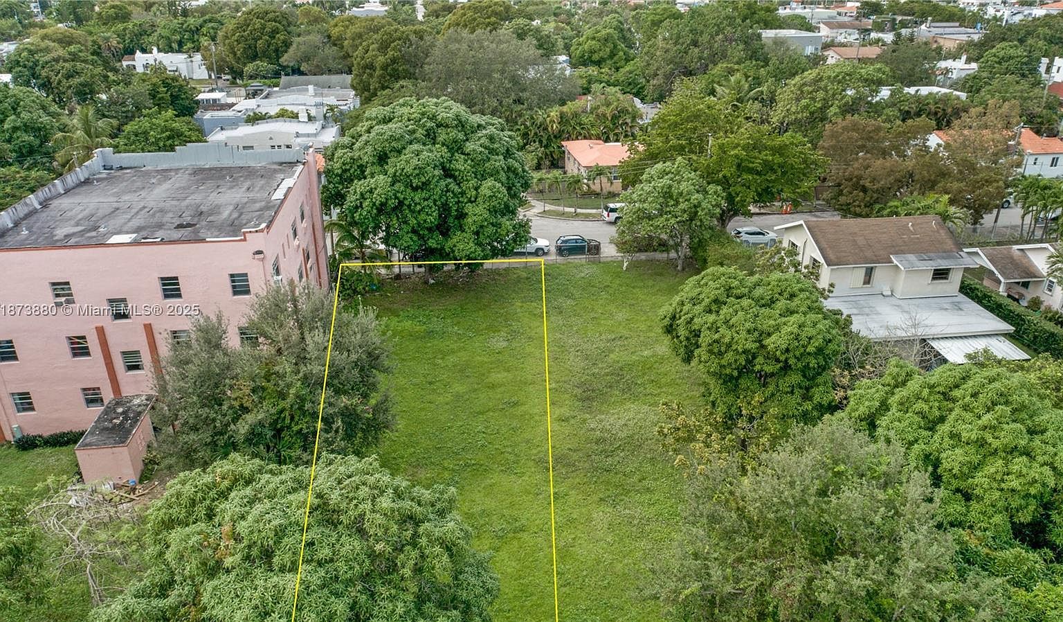 1001 SW 15th Ave Miami, FL 33135 - Thumbnail 2