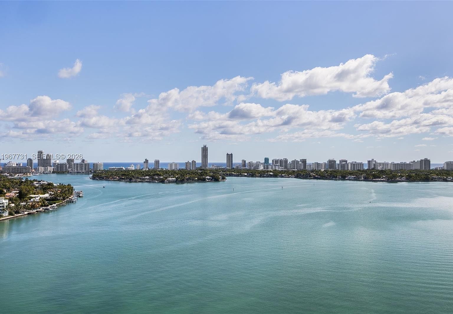 7601 E Treasure Dr APT 2319 North Bay Village, FL 33141 - Thumbnail 2