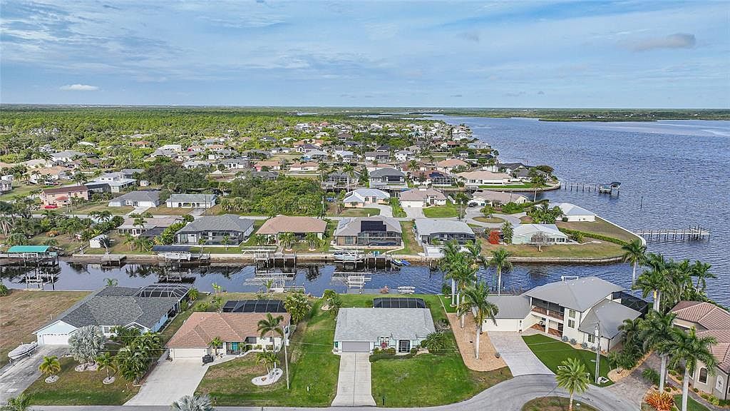 3025 Curry Ter Pt Charlotte, FL 33981 - Thumbnail 2