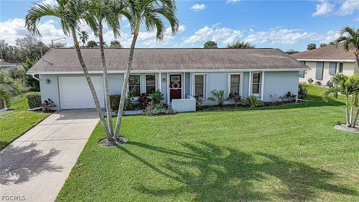 1120 SE 23rd Ter Cape Coral, FL 33990  | Single Family