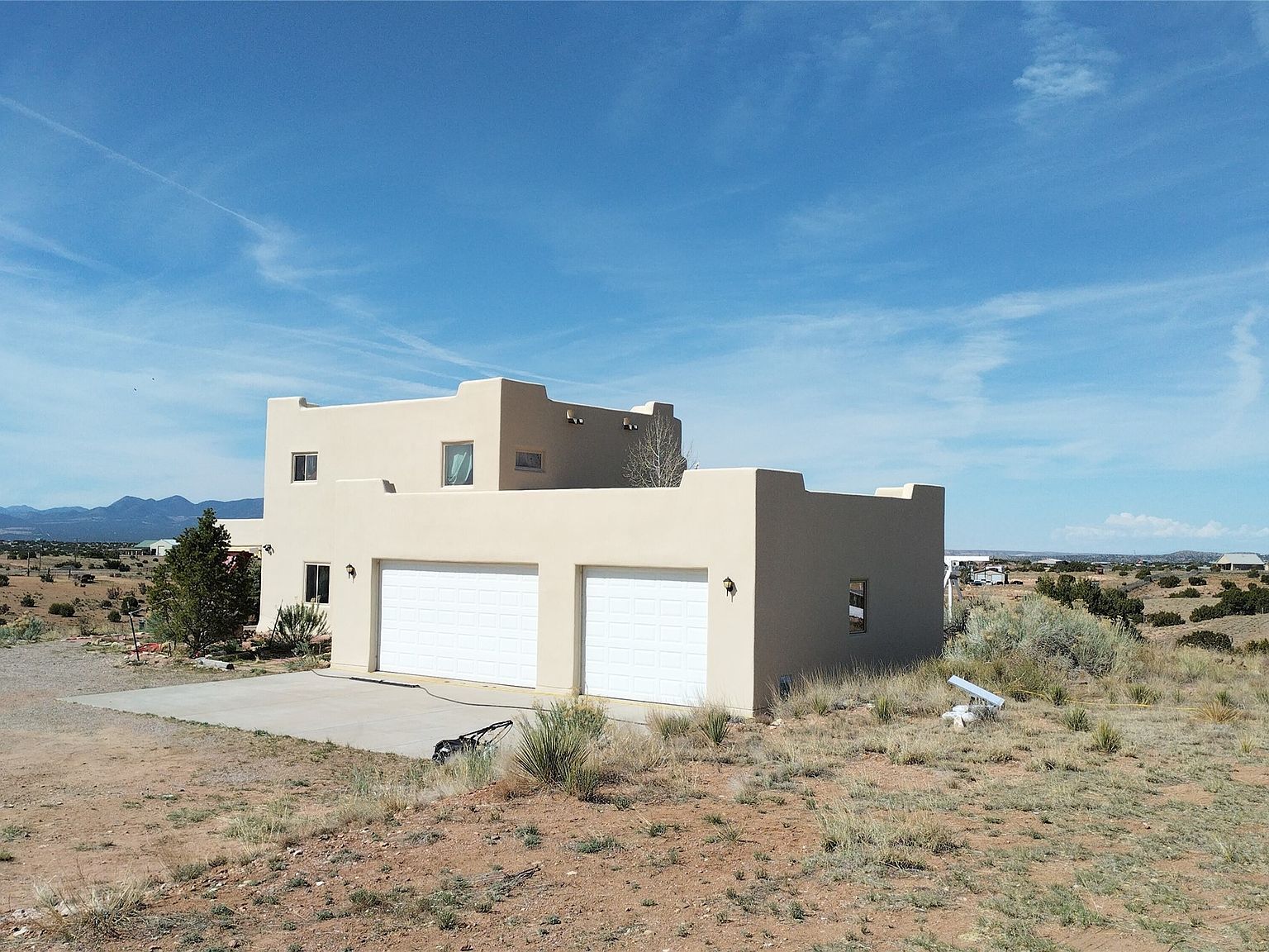 15 Deer Tank Rd Santa Fe, NM 87508 | Single Family