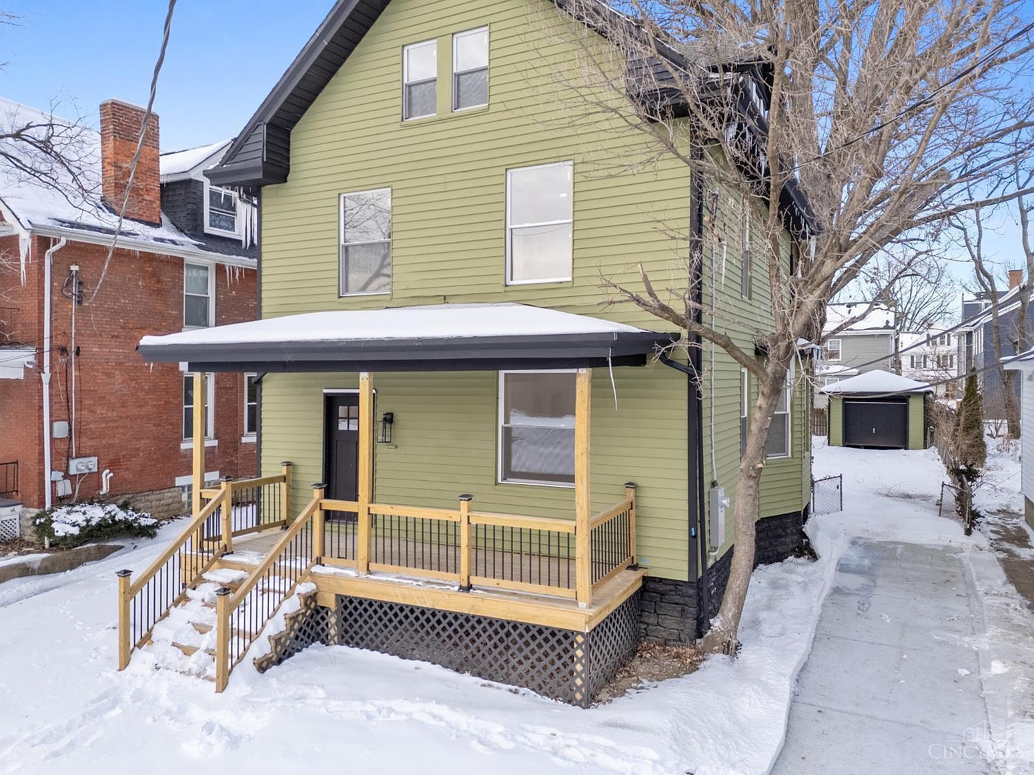 2030 Elm Ave Cincinnati, OH 45212 - Thumbnail 2