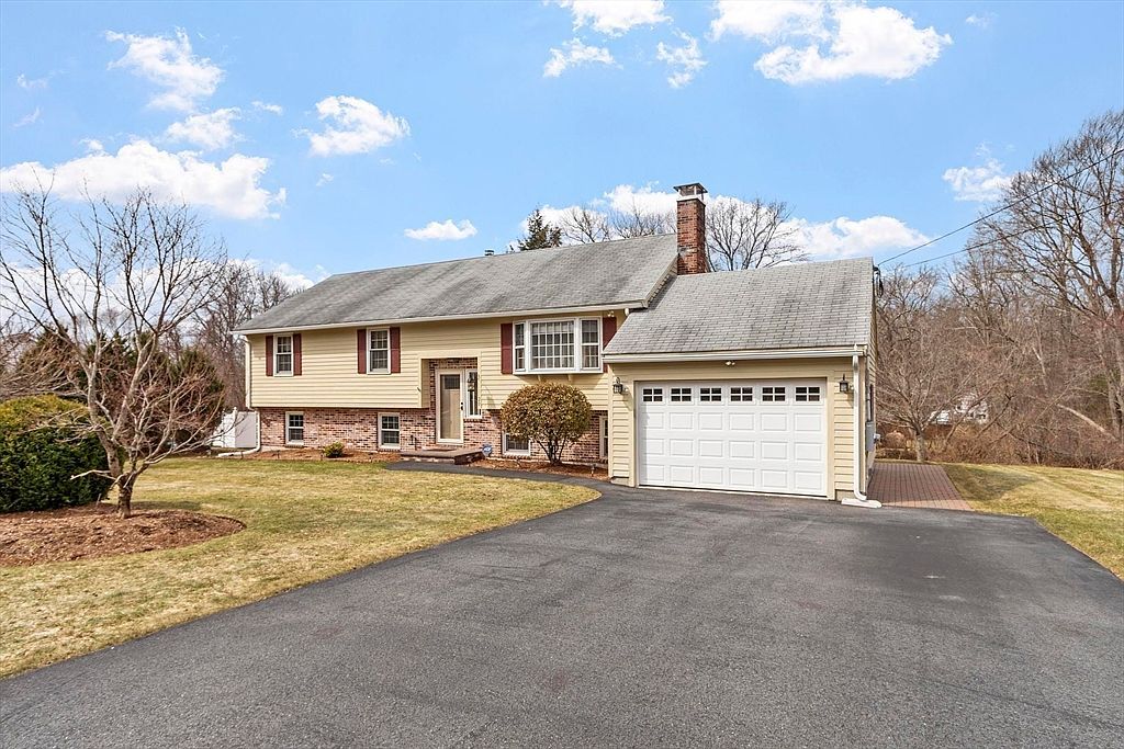 20 Hood Rd Tewksbury, MA 01876 - Thumbnail 2