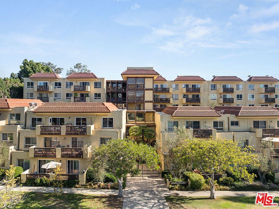 5950 Buckingham Pkwy UNIT 610 Culver City, CA 90230 - Thumbnail 2