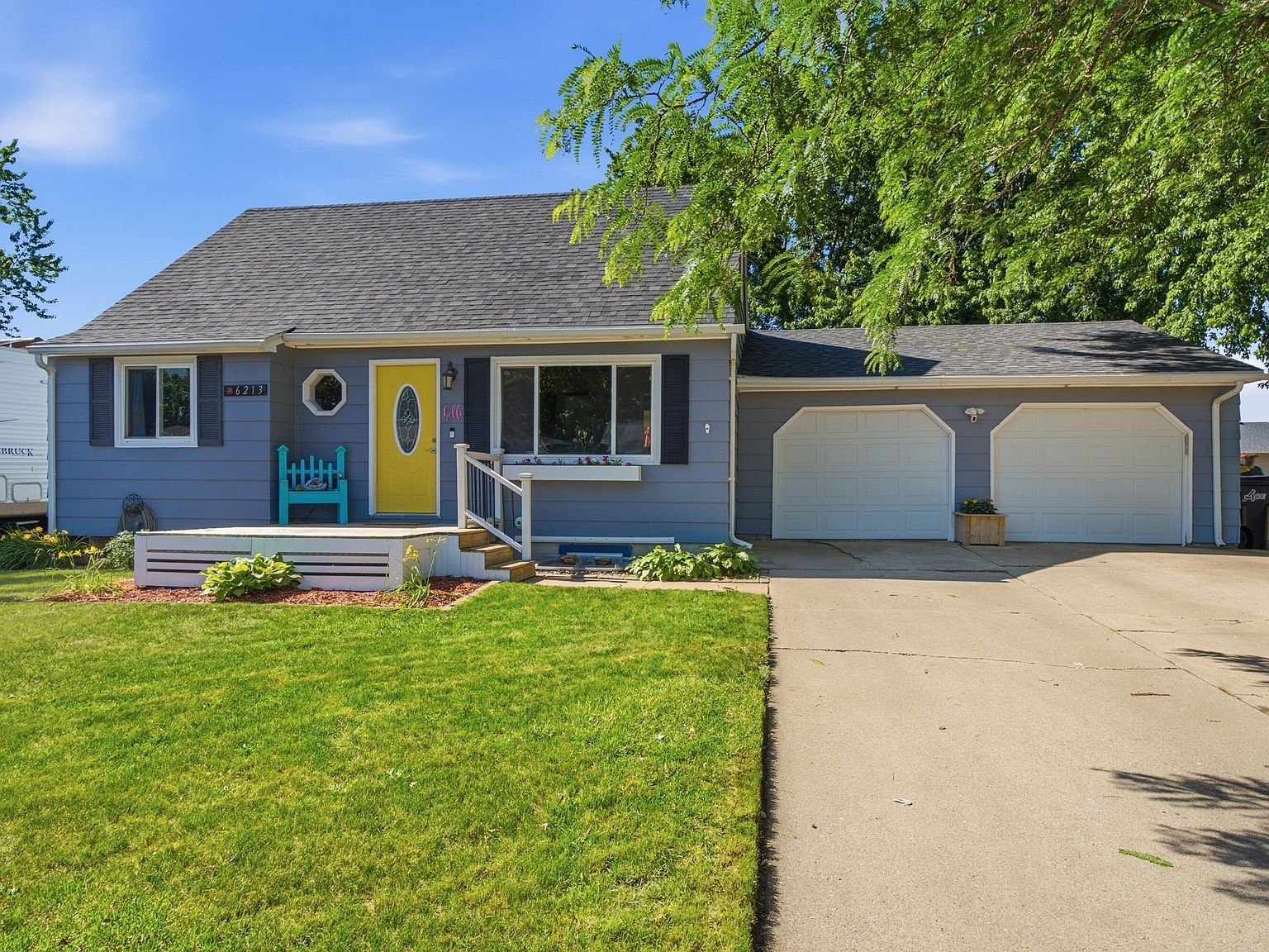 6213 W 59th St Sioux Falls, SD 57106, 57106