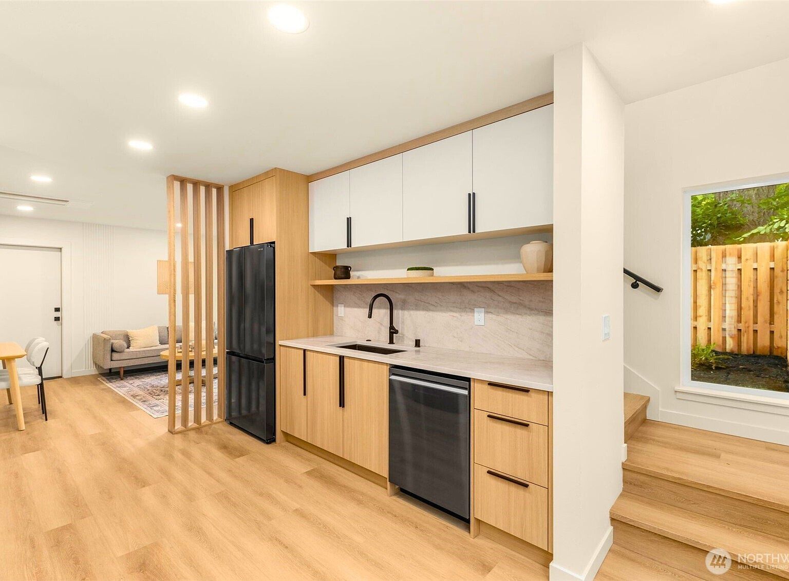 14035 Densmore Ave N Seattle, WA 98133, 98133
