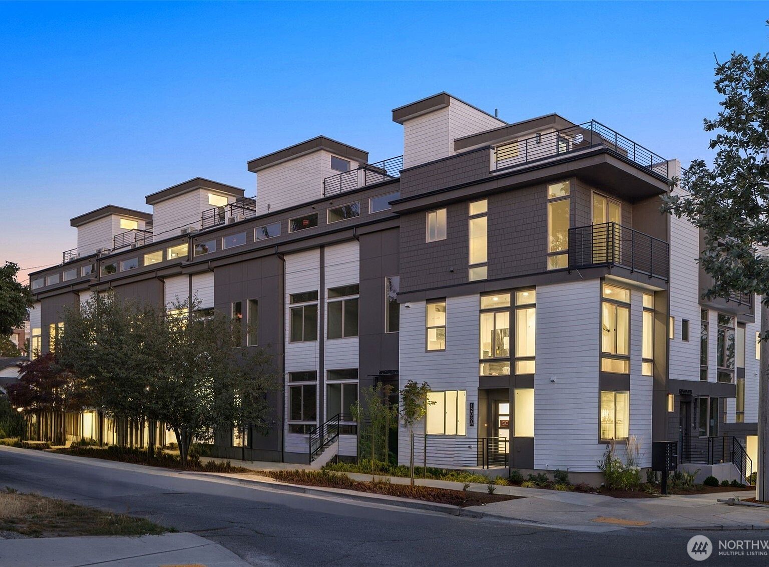 4420 Midvale Ave N Seattle, WA 98103, 98103