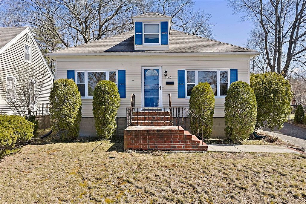 160 Glenellen Rd West Roxbury, MA 02132  | Single Family