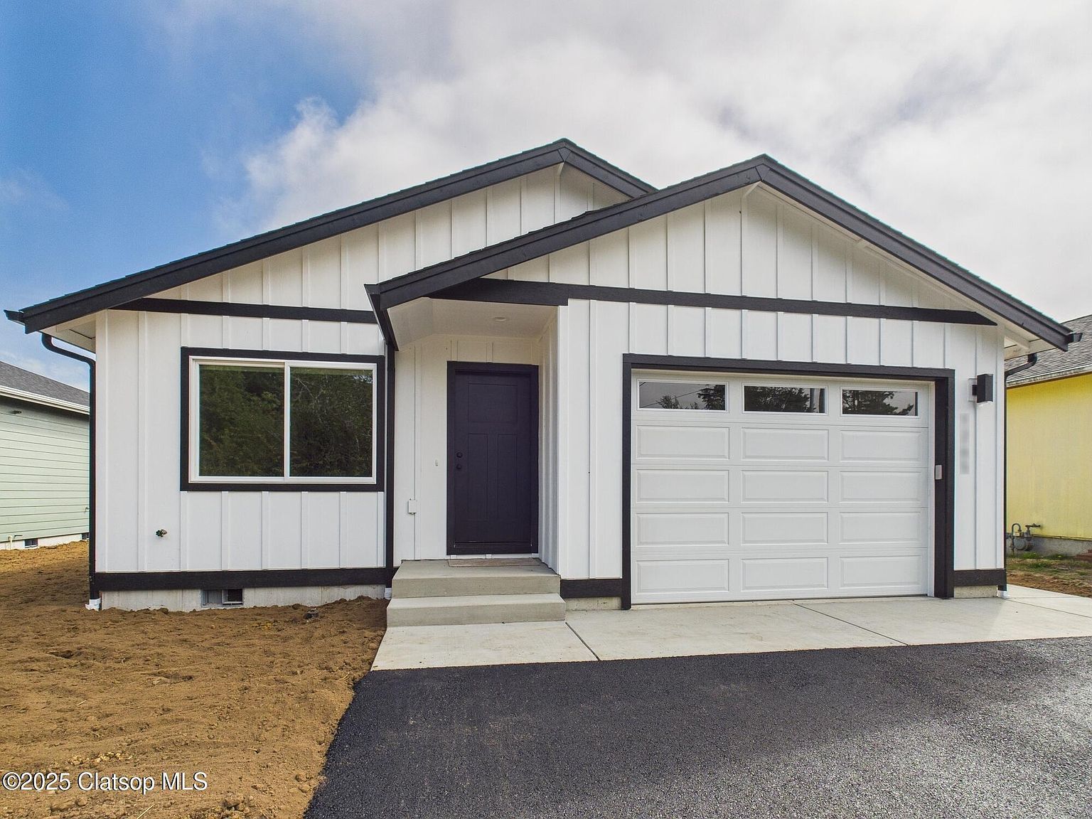 1265 D St Seaside, OR 97138 - Thumbnail 2