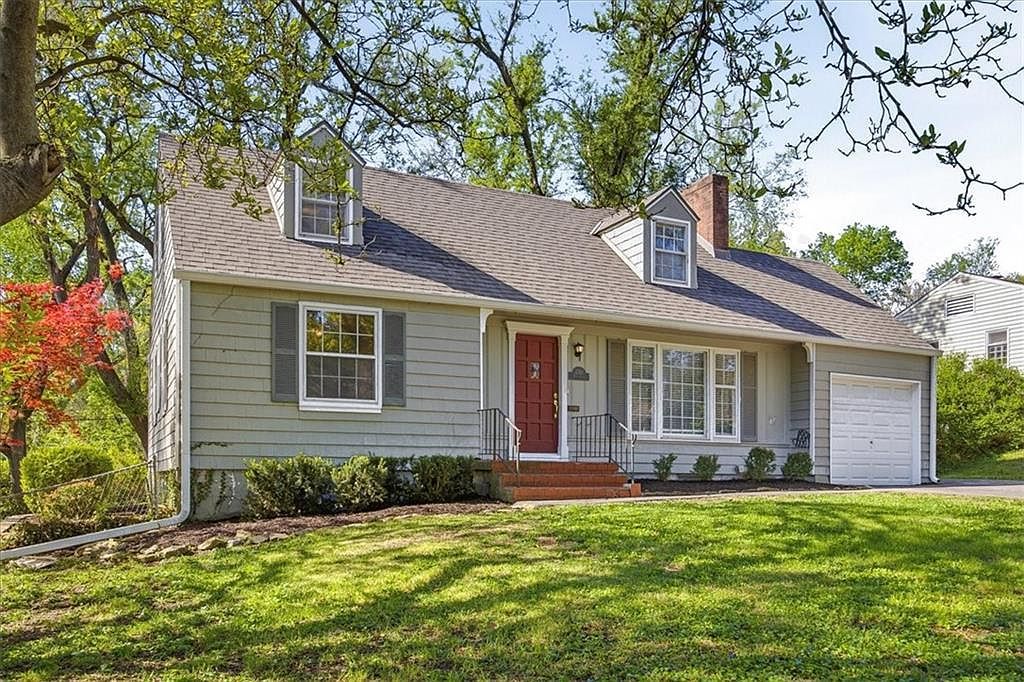 7748 Briar Dr Prairie Village, KS 66208  | Single Family