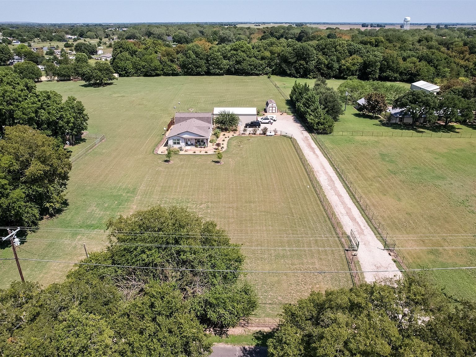 2683 Bells Chapel Rd Waxahachie, TX 75165 - Thumbnail 2