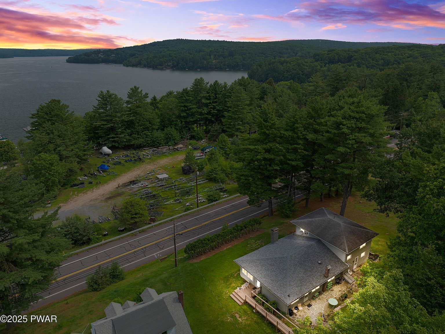 860 Route 507 Greentown, PA 18426 - Thumbnail 2