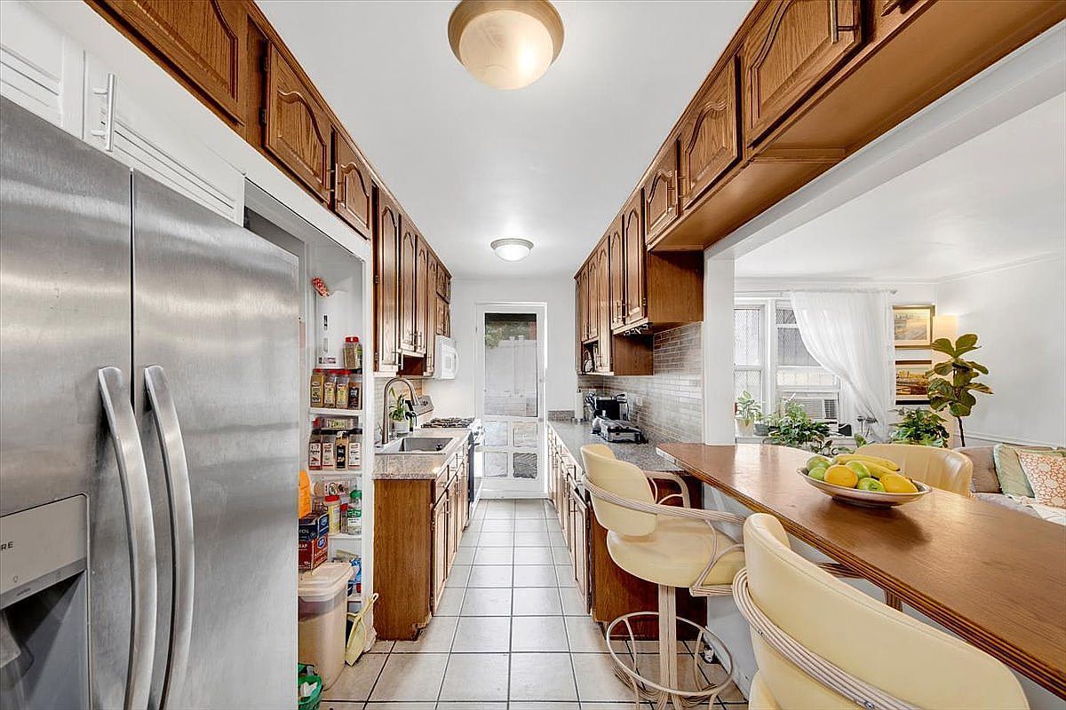 2630 Kingsbridge Ter APT 2 Bronx, NY 10463  | Condominium