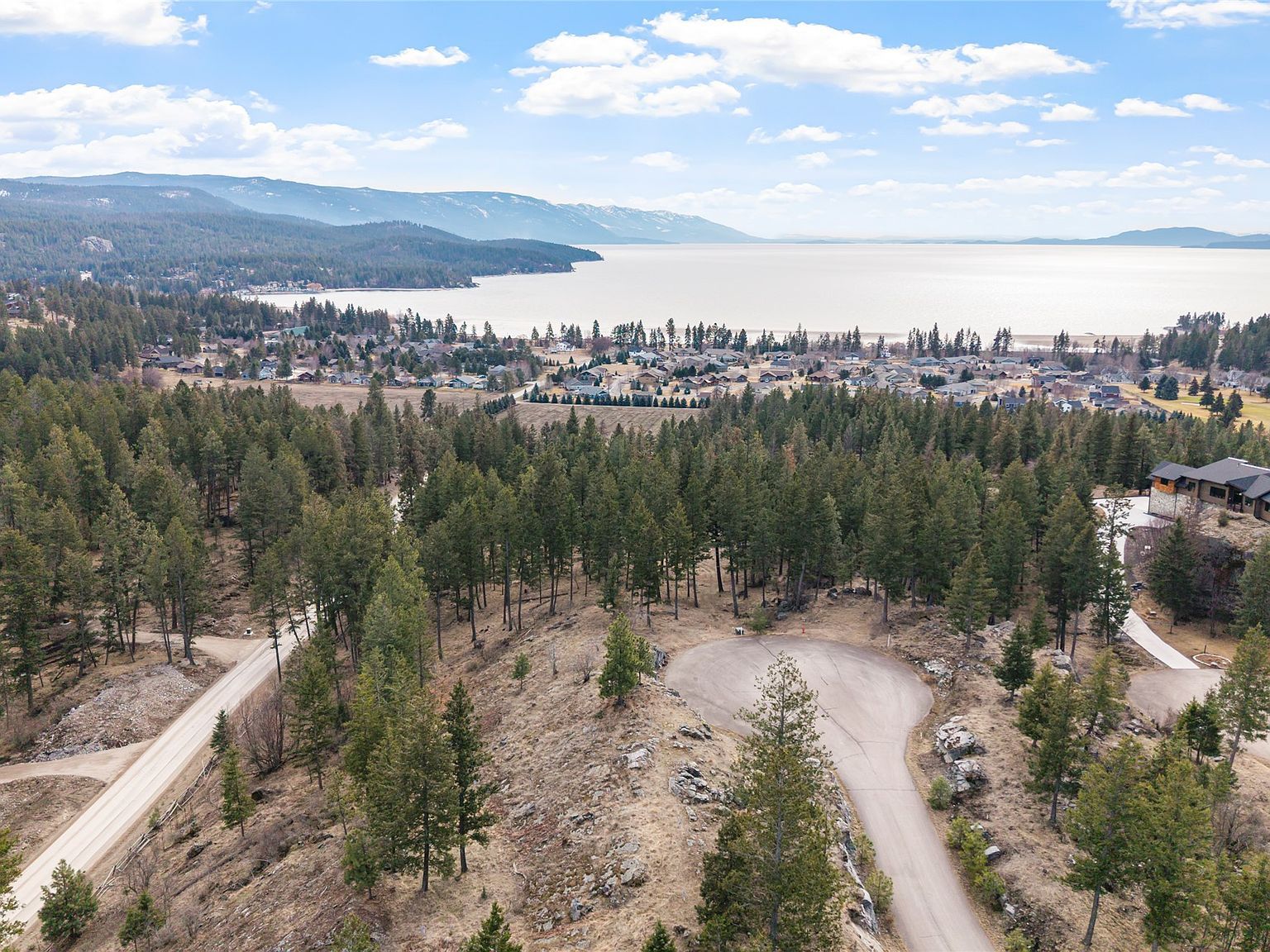 87 Rock Ridge Way Bigfork, MT 59911 - Thumbnail 2