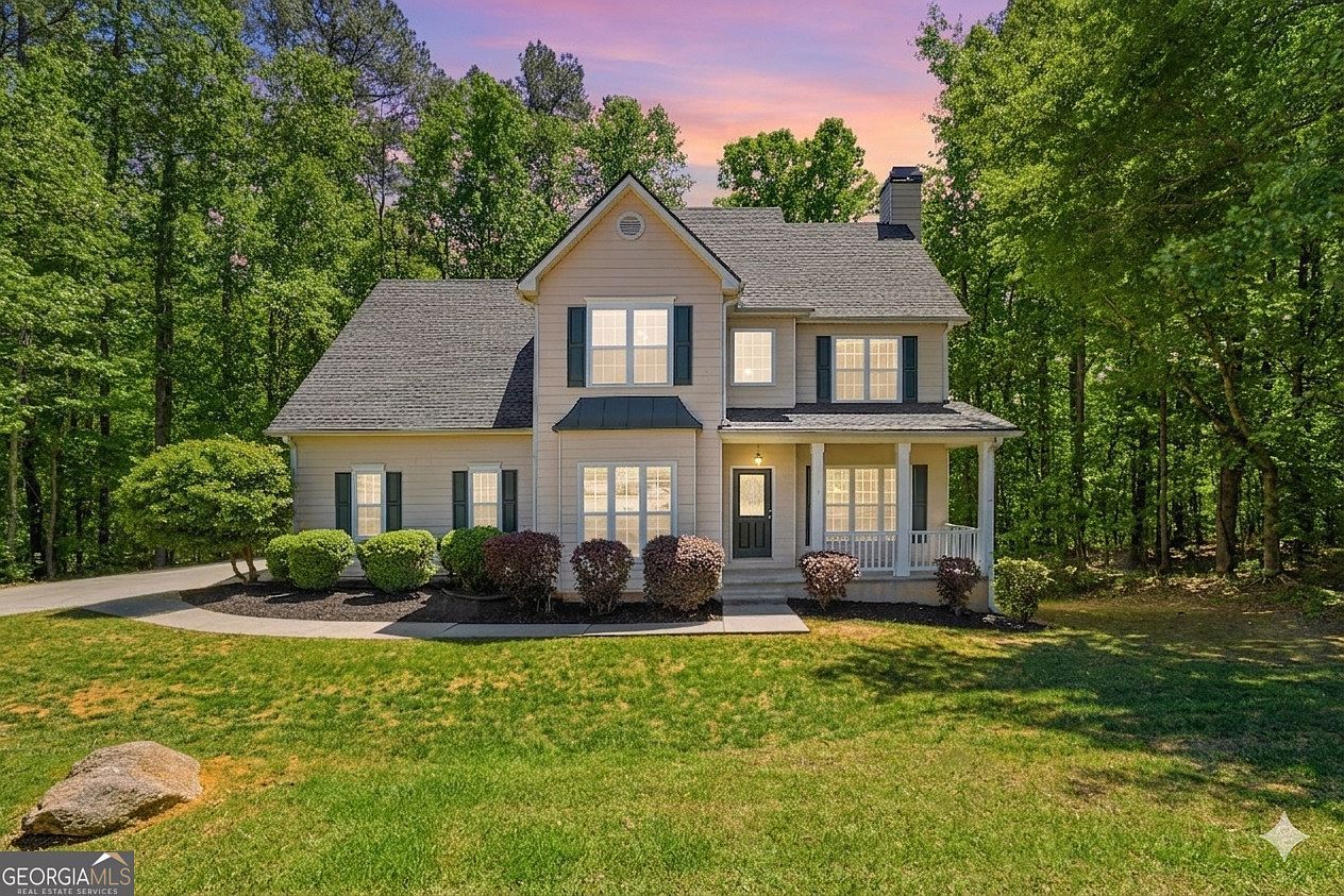 190 Valley Bluff Dr Fayetteville, GA 30215  | Single Family