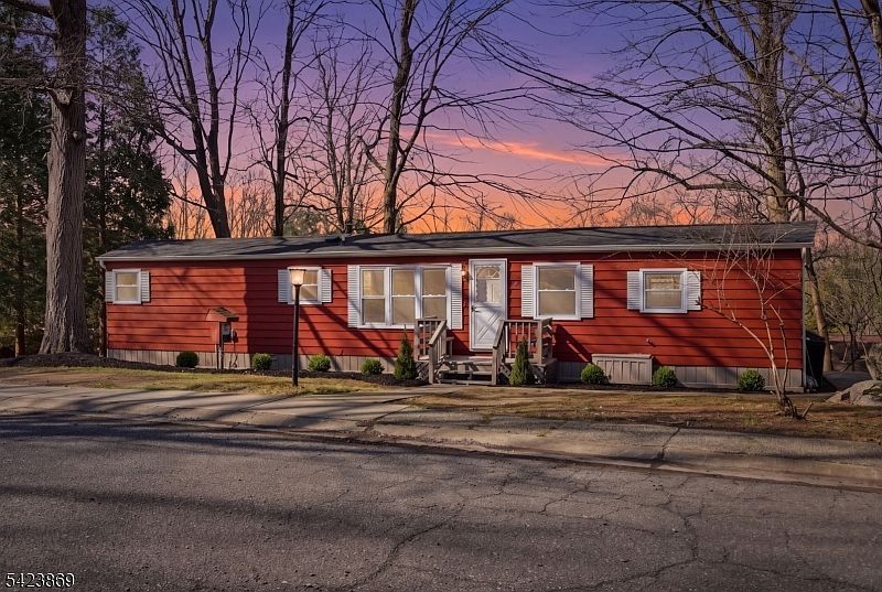 12 Watergate Dr High Bridge, NJ 08829  | Single Family