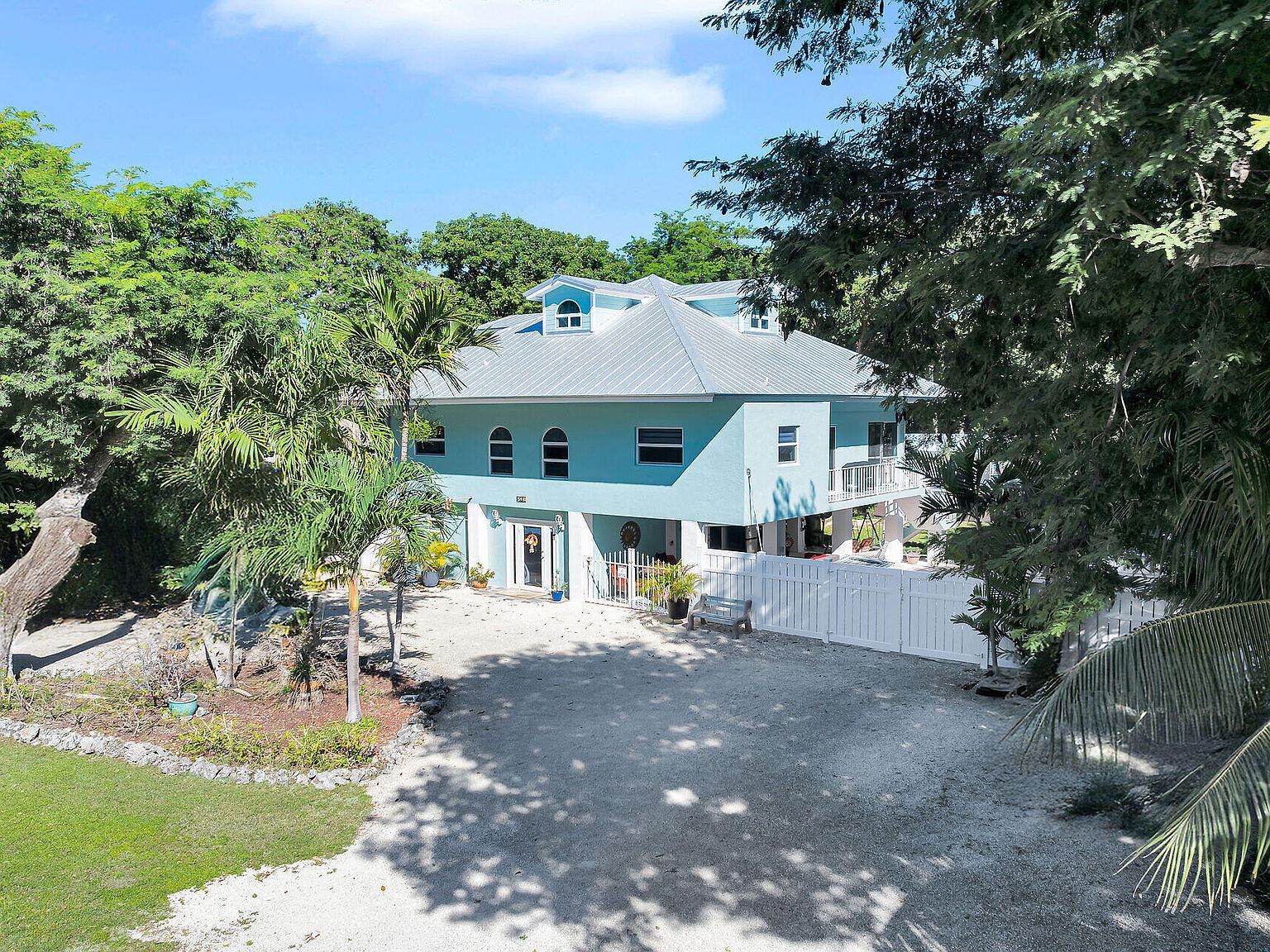 593 Bonito Ave Key Largo, FL 33037 - Thumbnail 2