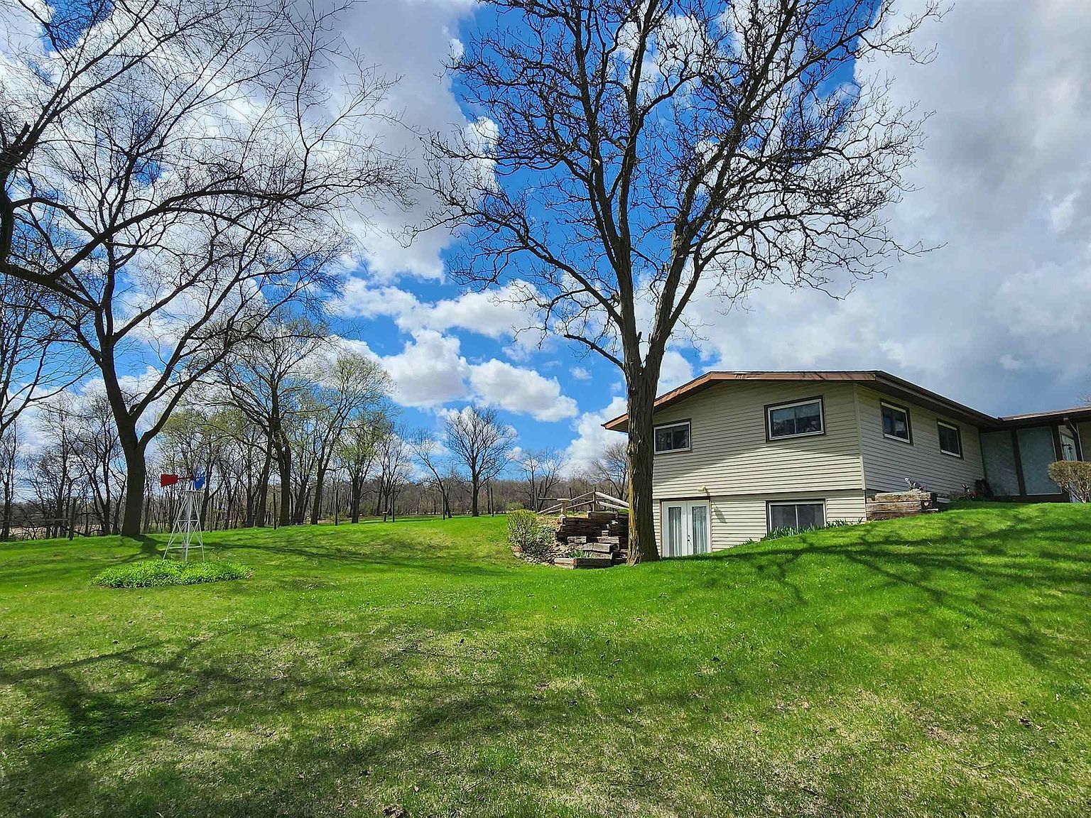 N339 Mount Hope Rd Brodhead, WI 53520  | Single Family