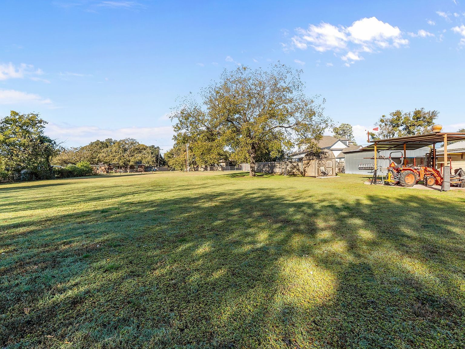 N Hovey St Chico, TX 76431 | Land/Lot