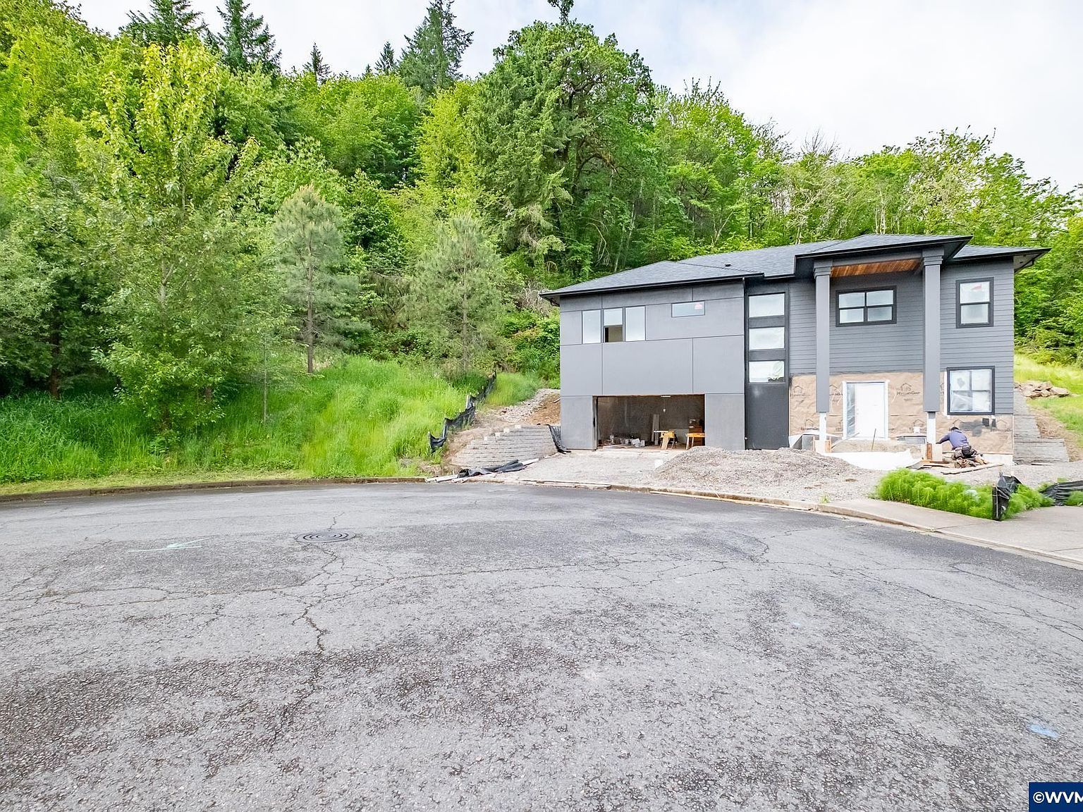 2468 Morrow Ct NW Salem, OR 97304 - Thumbnail 2