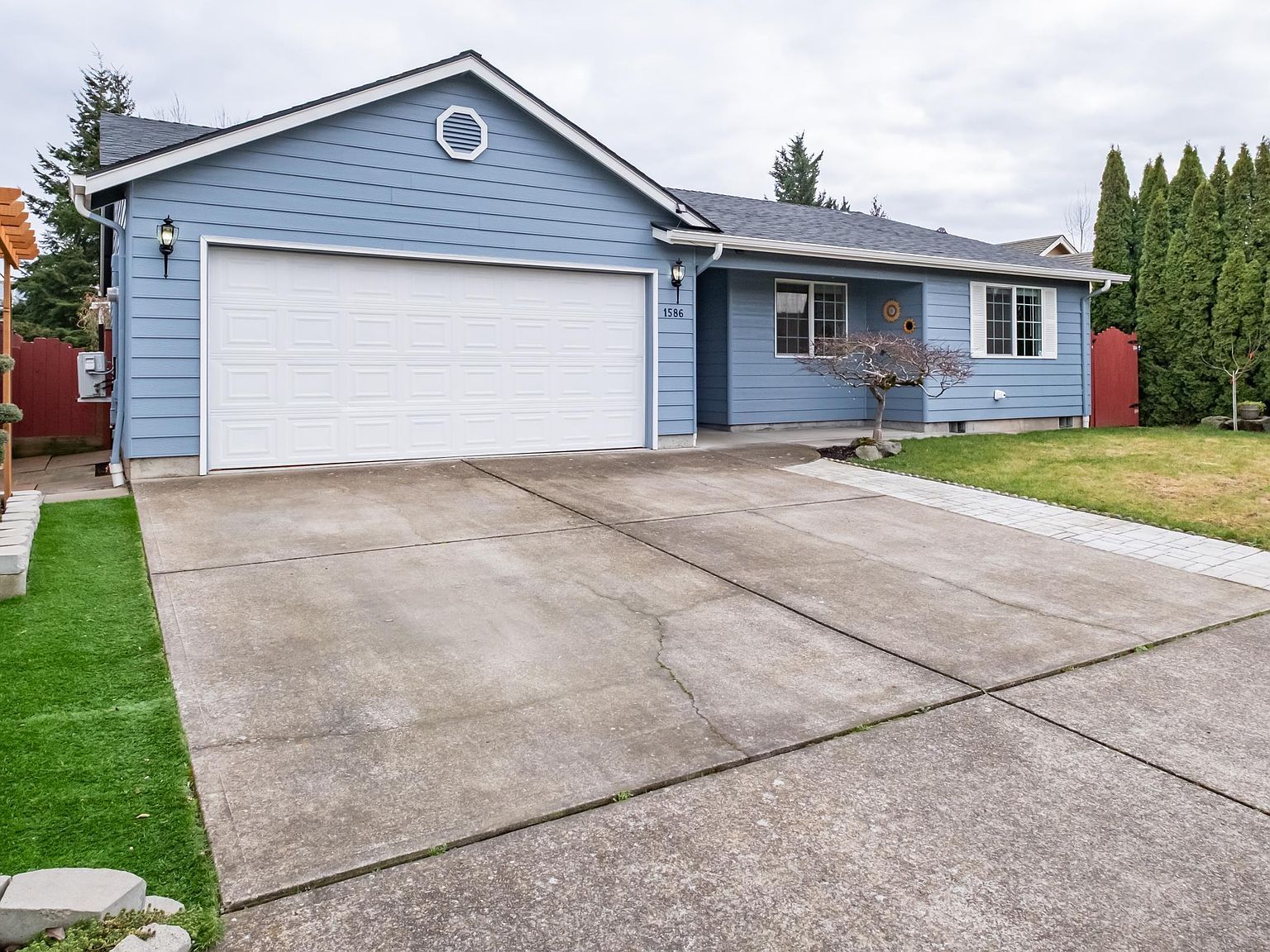 1586 Cherrybloom Ct SE Salem, OR 97317 - Thumbnail 2