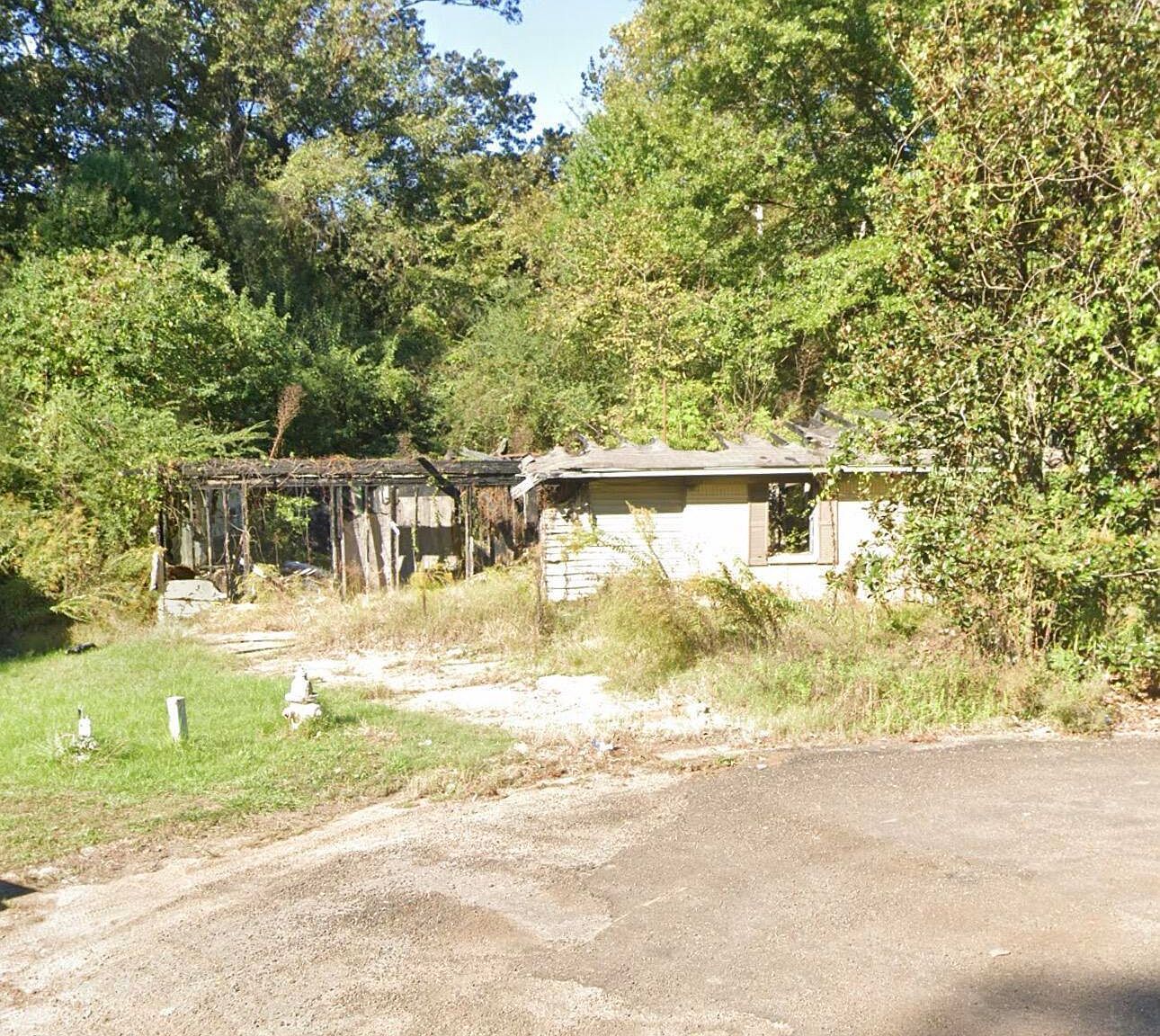 181 E Woodcrest Dr Jackson, MS 39212  | Single Family