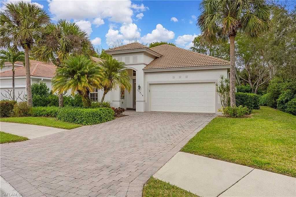 15818 Delaplata Ln Naples, FL 34110 - Thumbnail 2