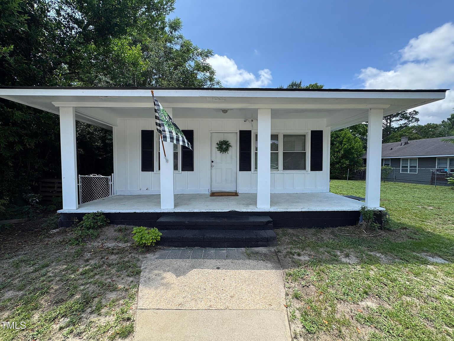 122 S 5th St Spring Lake, NC 28390 - Thumbnail 2