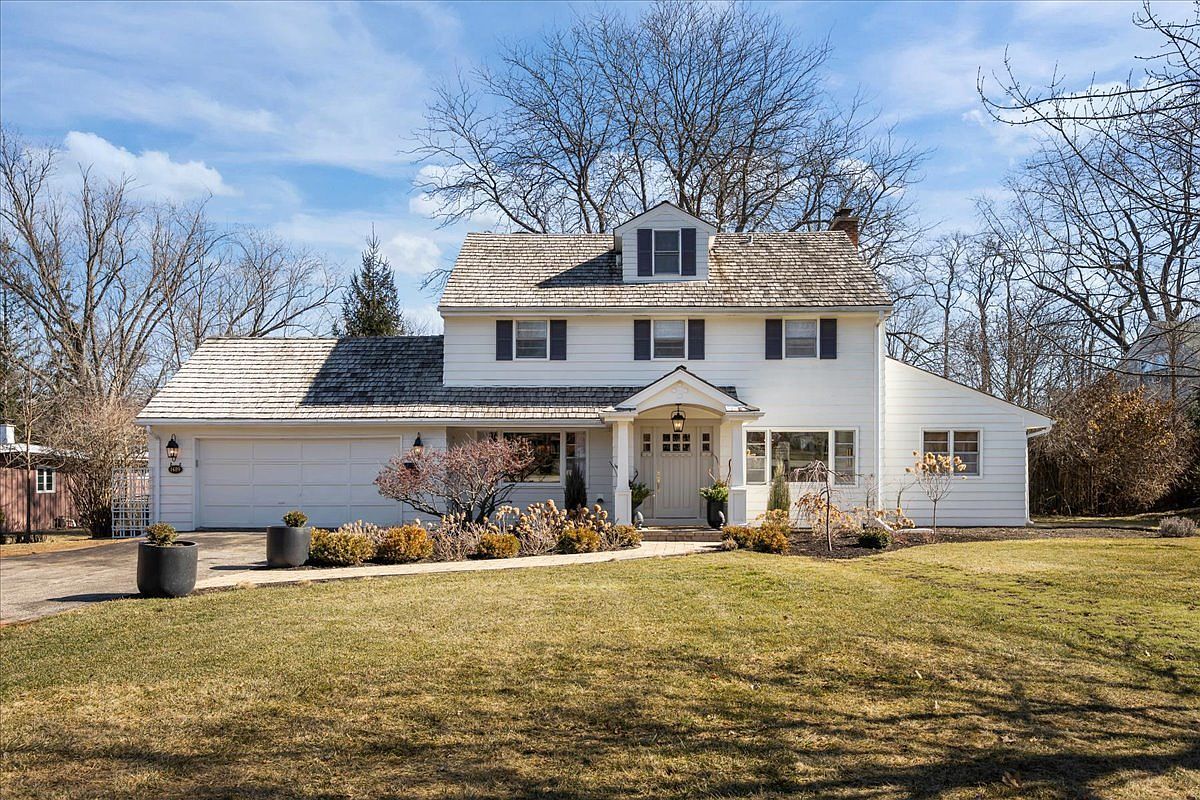 1489 N Sheridan Rd Lake Forest, IL 60045 - Thumbnail 2