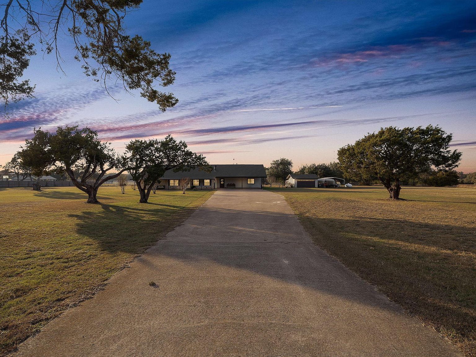 300 County Road 290 Leander, TX 78641 - Thumbnail 2