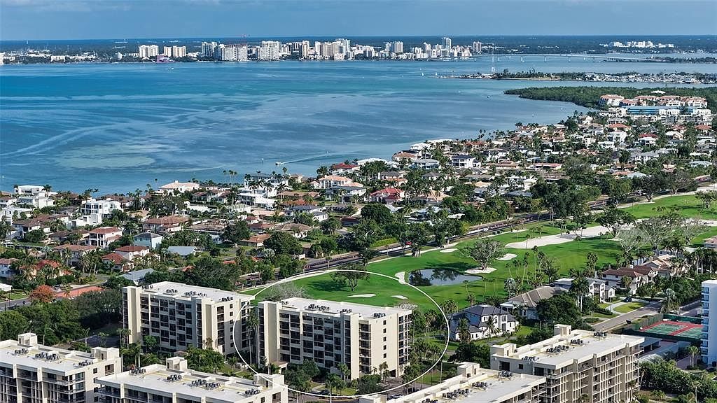 1065 Gulf Of Mexico Dr UNIT 603 Longboat Key, FL 34228 - Thumbnail 2