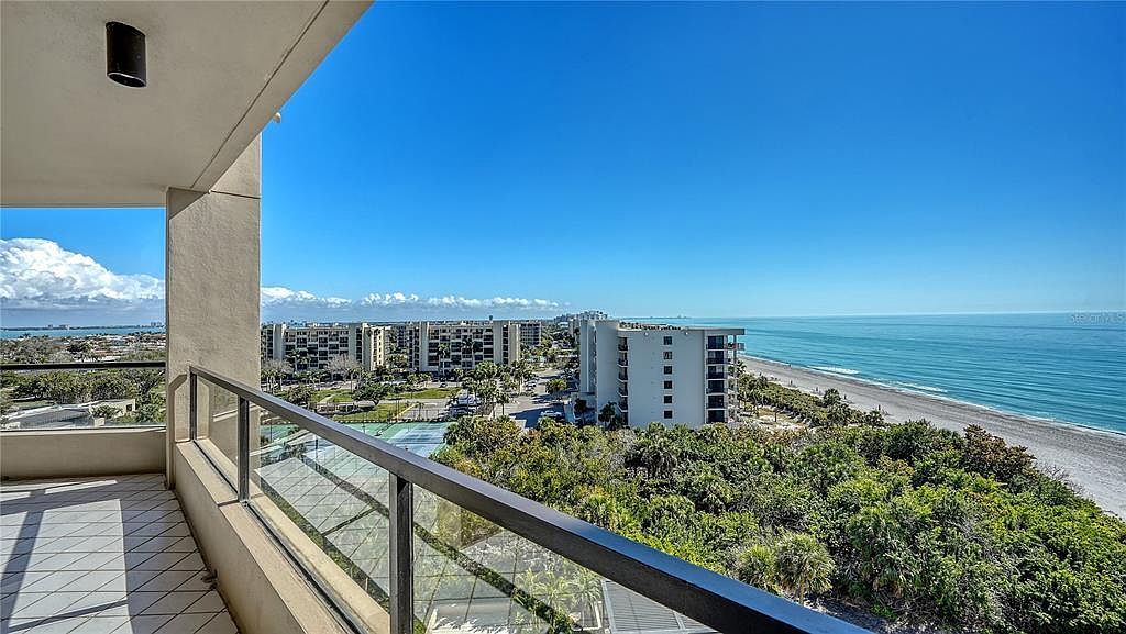 1211 Gulf Of Mexico Dr APT 610 Longboat Key, FL 34228 - Thumbnail 2