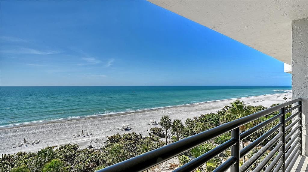 1145 Gulf Of Mexico Dr Unit 503 Longboat Key, FL 34228 - Thumbnail 2