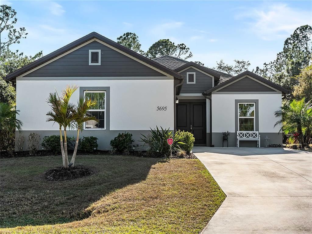 5695 Lavender Ave North Port, FL 34288 - Thumbnail 2