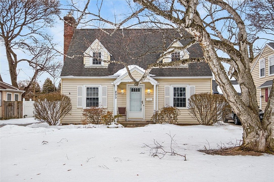 205 Thorncliffe Dr Rochester, NY 14617 - Thumbnail 2