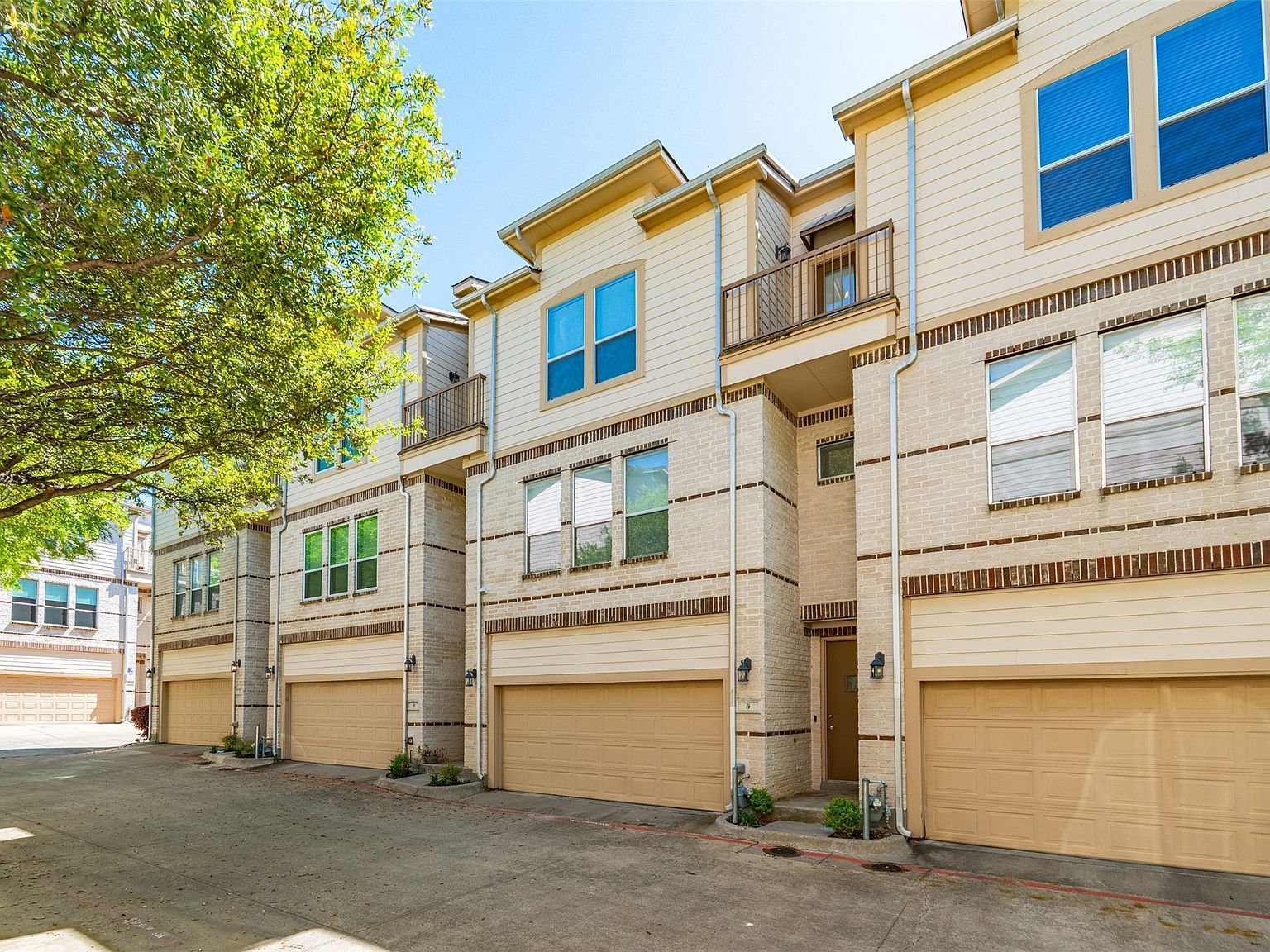 4830 Cedar Springs Rd APT 5 Dallas, TX 75219  | Condominium
