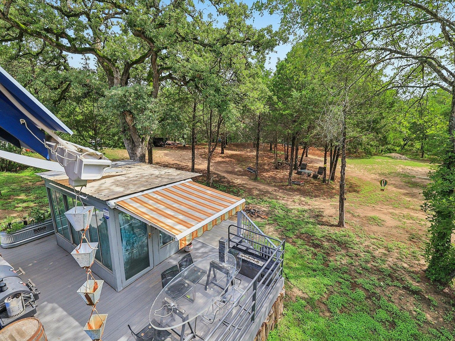 430 Green Valley Dr Bastrop, TX 78602 - Thumbnail 2