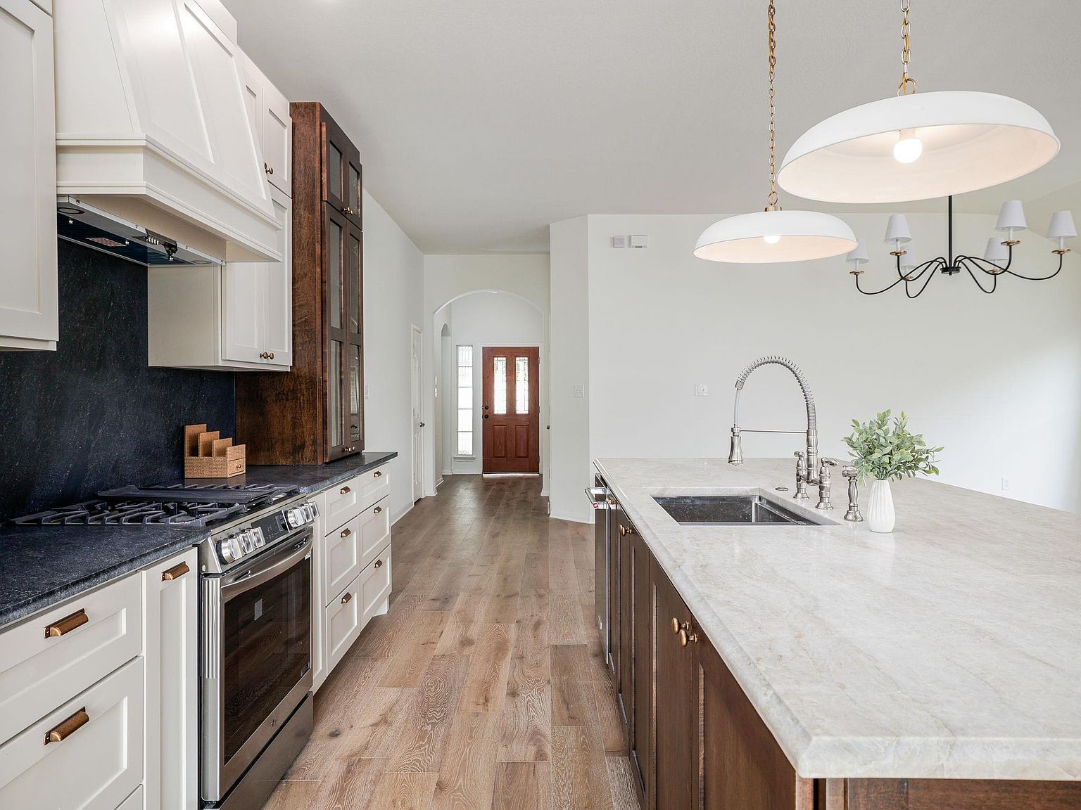 204 Caliber Cv Bastrop, TX 78602 - Thumbnail 2