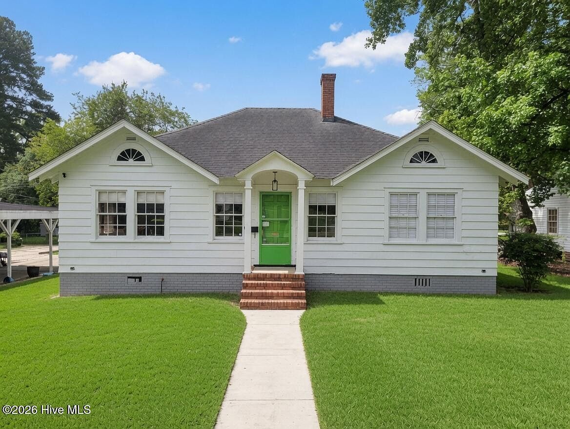 204 Jefferson St Whiteville, NC 28472, 28472