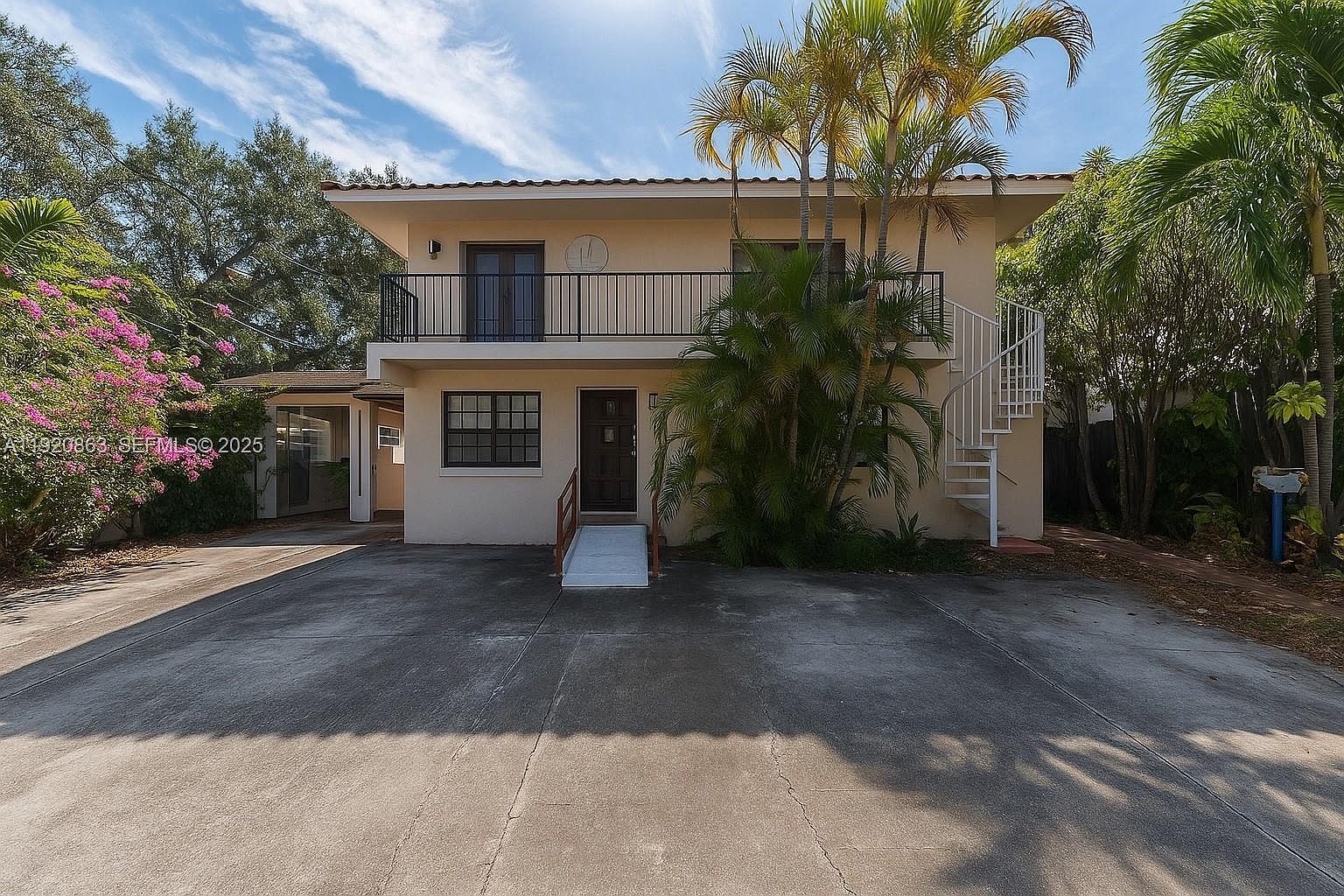 2740 SW 23rd St Miami, FL 33145 - Thumbnail 2