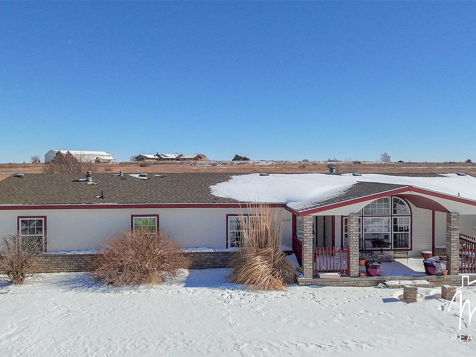 4820 Leonard Cir Garden City, KS 67846 - Thumbnail 2