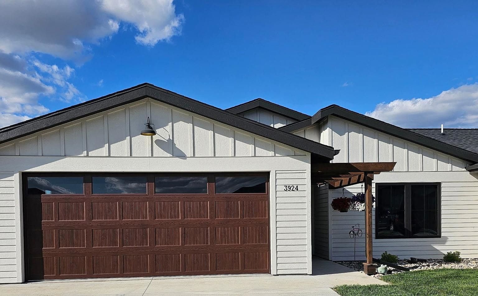 3924 Dorothys Ln Spirit Lake, IA 51360  | Condominium