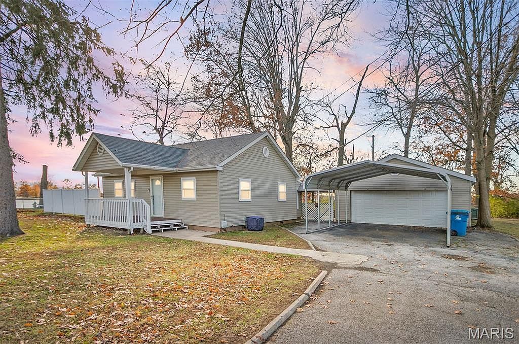 3975 Lake St Granite City, IL 62040 - Thumbnail 2