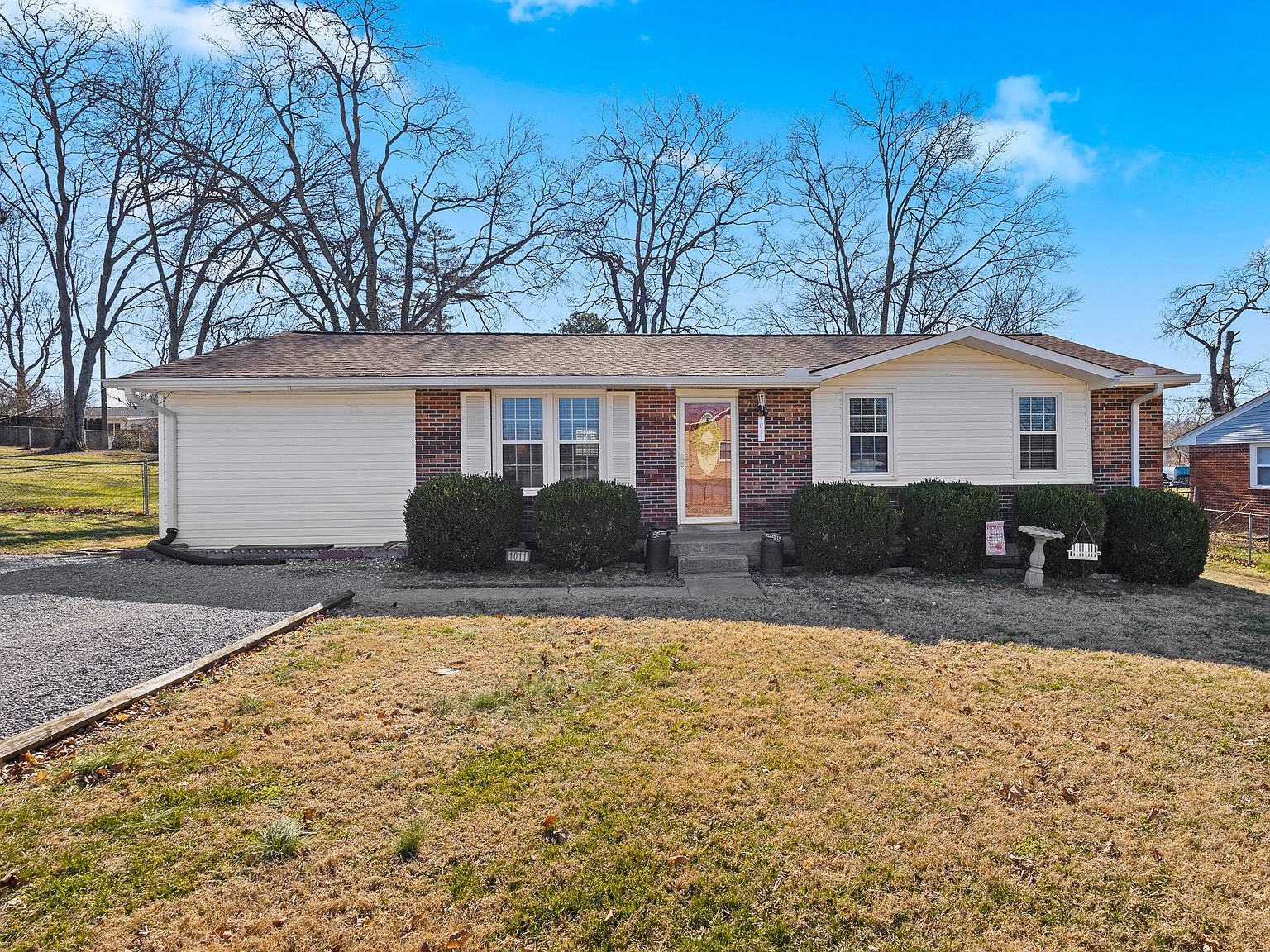 1011 Oleander Dr Gallatin, TN 37066 - Thumbnail 2