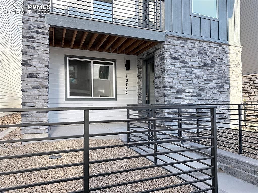 10752 Lewanee Point Colorado Springs, CO 80908 - Thumbnail 2